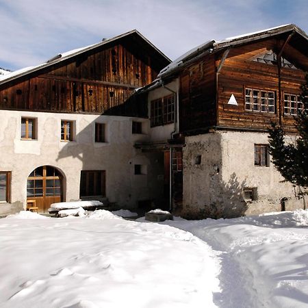 Sta-Maria Youth Hostel Santa Maria Val Müstair Exterior photo
